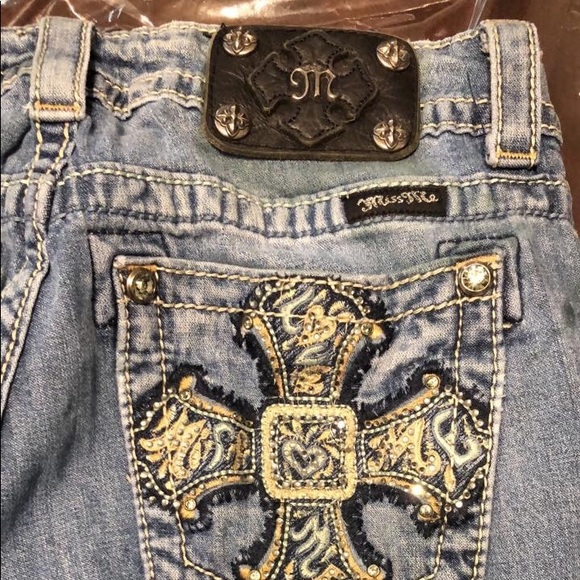 Miss Me Jeans - Picture 1 of 3
